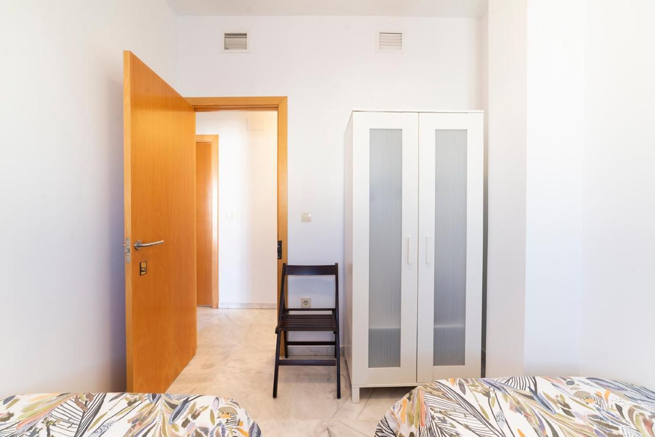 Apartamento La Salle Sevilha Exterior foto