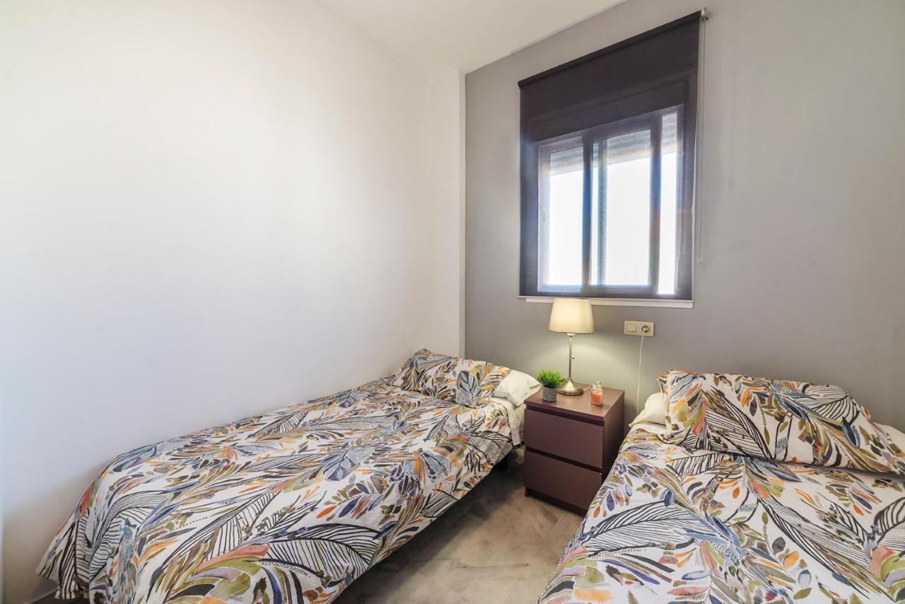 Apartamento La Salle Sevilha Exterior foto